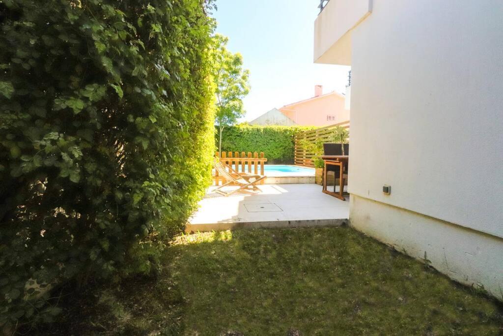 Ferienwohnung Cascais Getaway With A Shared Pool Exterior foto